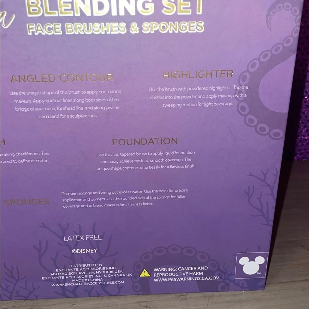 Disney Villains Ursula Purple Makeup Brush Set - Picture 7 of 7